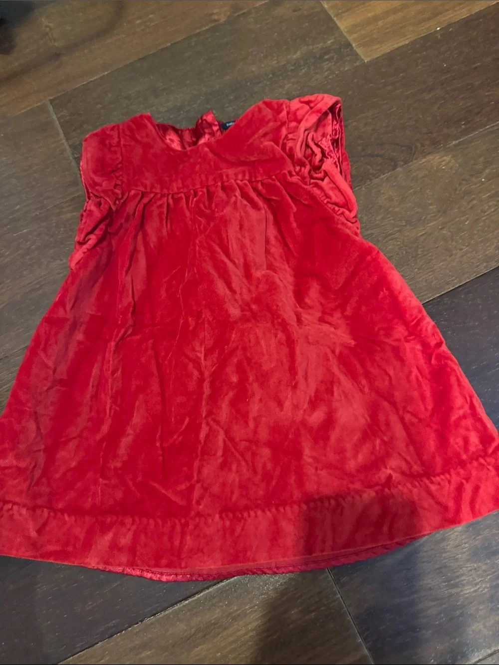 Baby Gap lot of 5 pieces of girls 18 to 24 months of dresses, sweatsuit and top